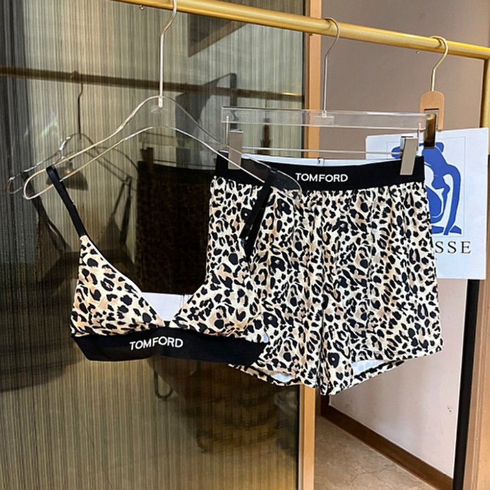 Tomford new bikini set, swimsuit set - Picture 4 of 6